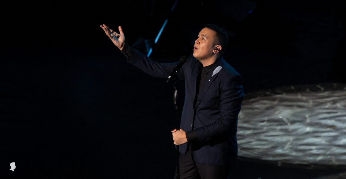 Makna Mendalam di Lagu “Ingkar” Tulus: Perjuangan Melupakan yang Lama