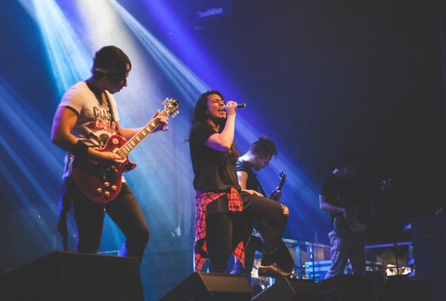 “Sekali Lagi” oleh Ipang: Lagu Tentang Penyesalan dan Harapan yang Menyentuh